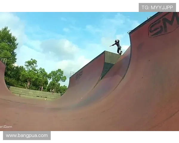 滑板灵活性评比出炉上海滑板队荣获第七名展现实力与潜力